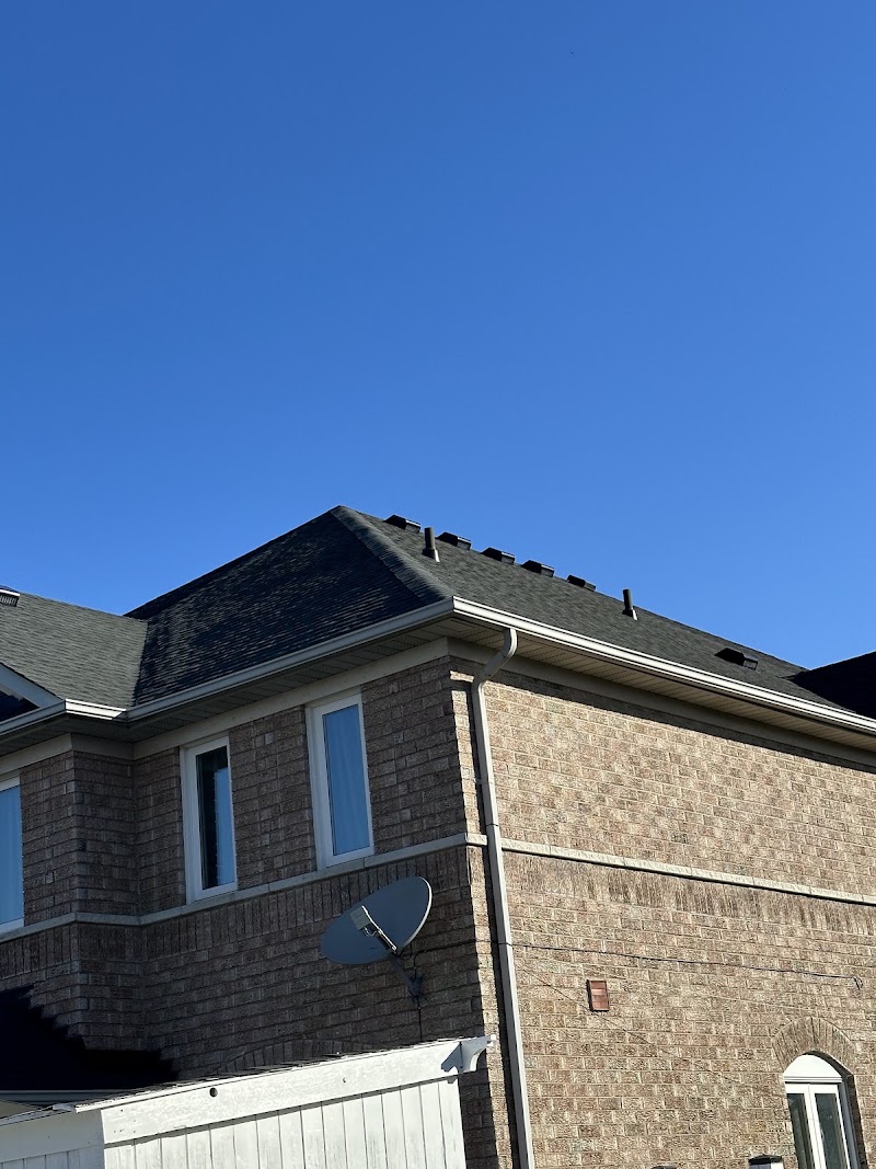 Diamond roof repair & handyman services in Brampton